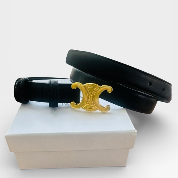 Celine Paris Black Leather Triomphe Belt Gold Hardware EU 110 Never Worn w/ Box - Picture 8 of 11
